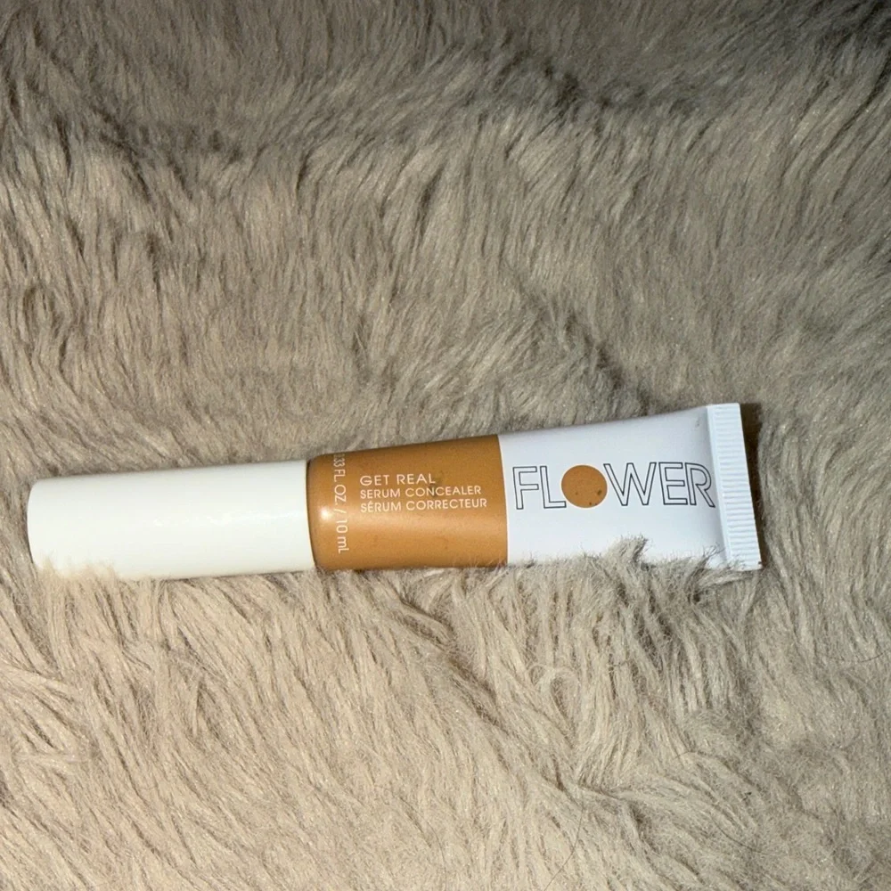 New Flower Beauty Get Real Serum Concealer - Tan